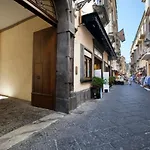Deluxe Home in Sorrento Old Town